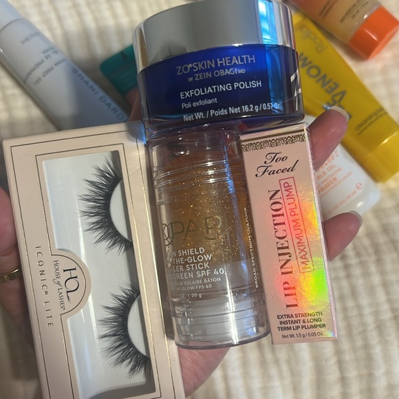 HUGE High End Beauty Bundle - Picture 9 of 9